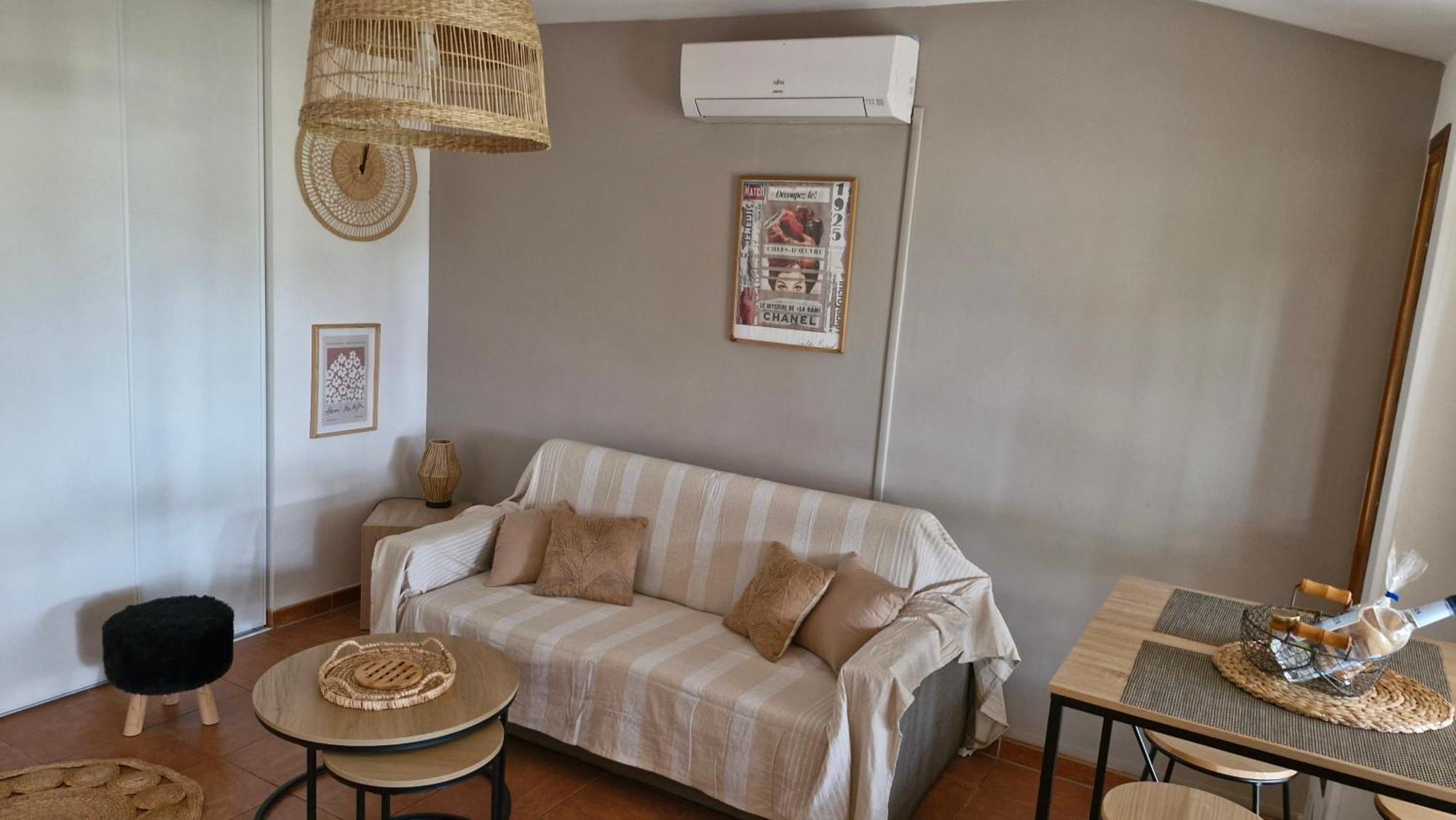 Casa vacanze Mini 72, Avec Piscine. Serra di Ferro